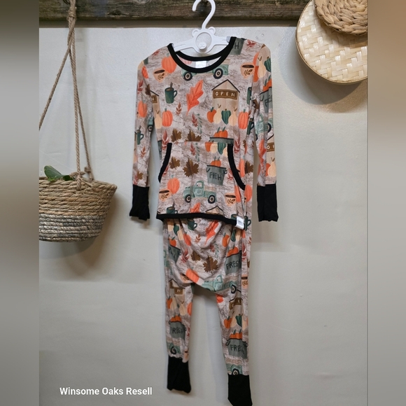 Colorful Fall-Themed Pajama Set - Picture 1 of 5